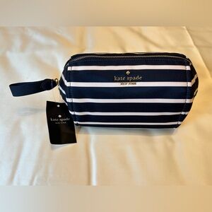 NWT Kate Spade Cosmetic Bag..Navy & White..Zipper Closure..SO CUTE!!!